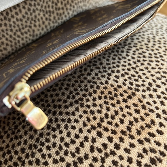 Neverfull Pouch/wristlet Monogram Pivone - Picture 6 of 7